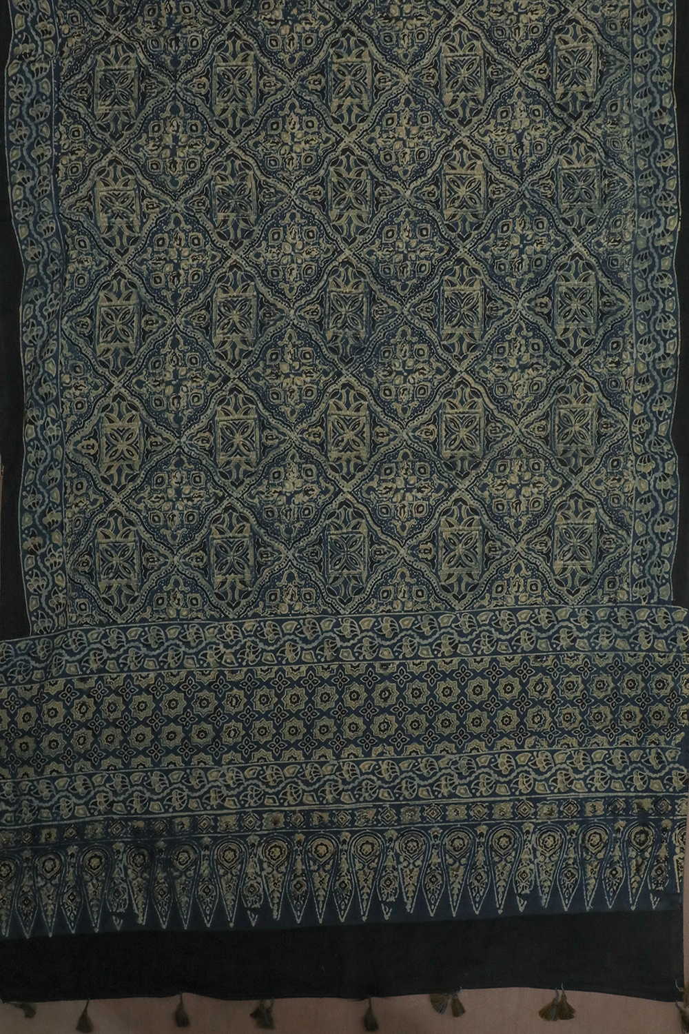 Patterned Ajrak Cotton Dupatta - Image 3