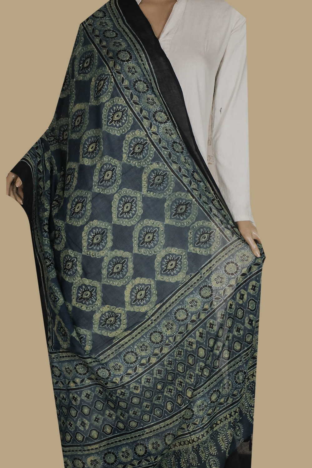 Intricae Deisgn - Indigo Ajrak Mul Cotton Dupatta