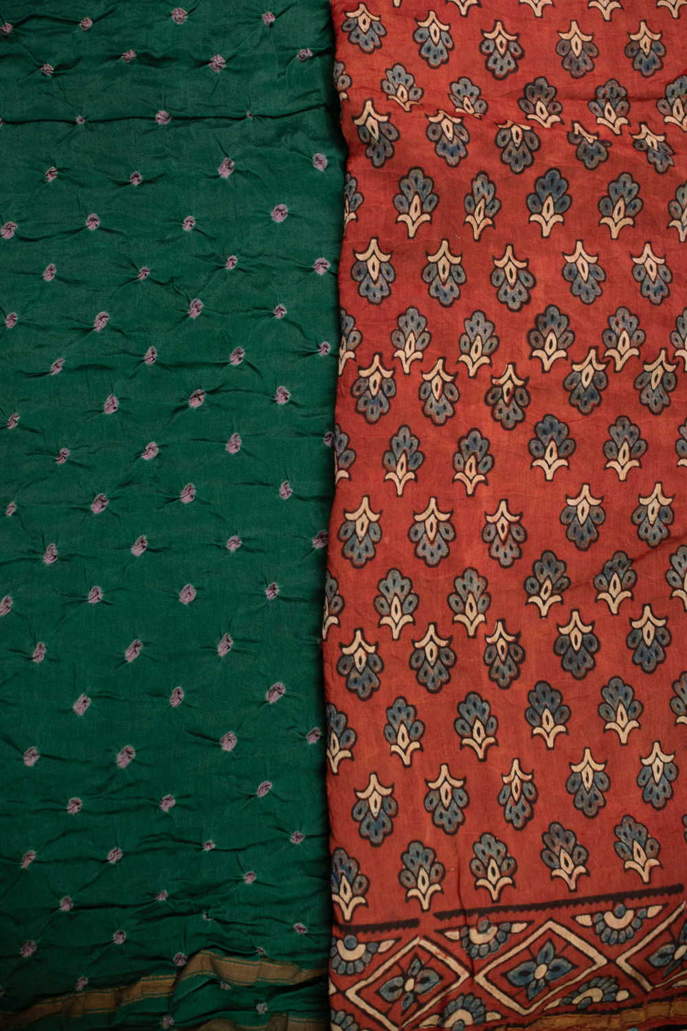 Leaf Green Bandhani Ajrak Silk Cotton Saree - Image 4