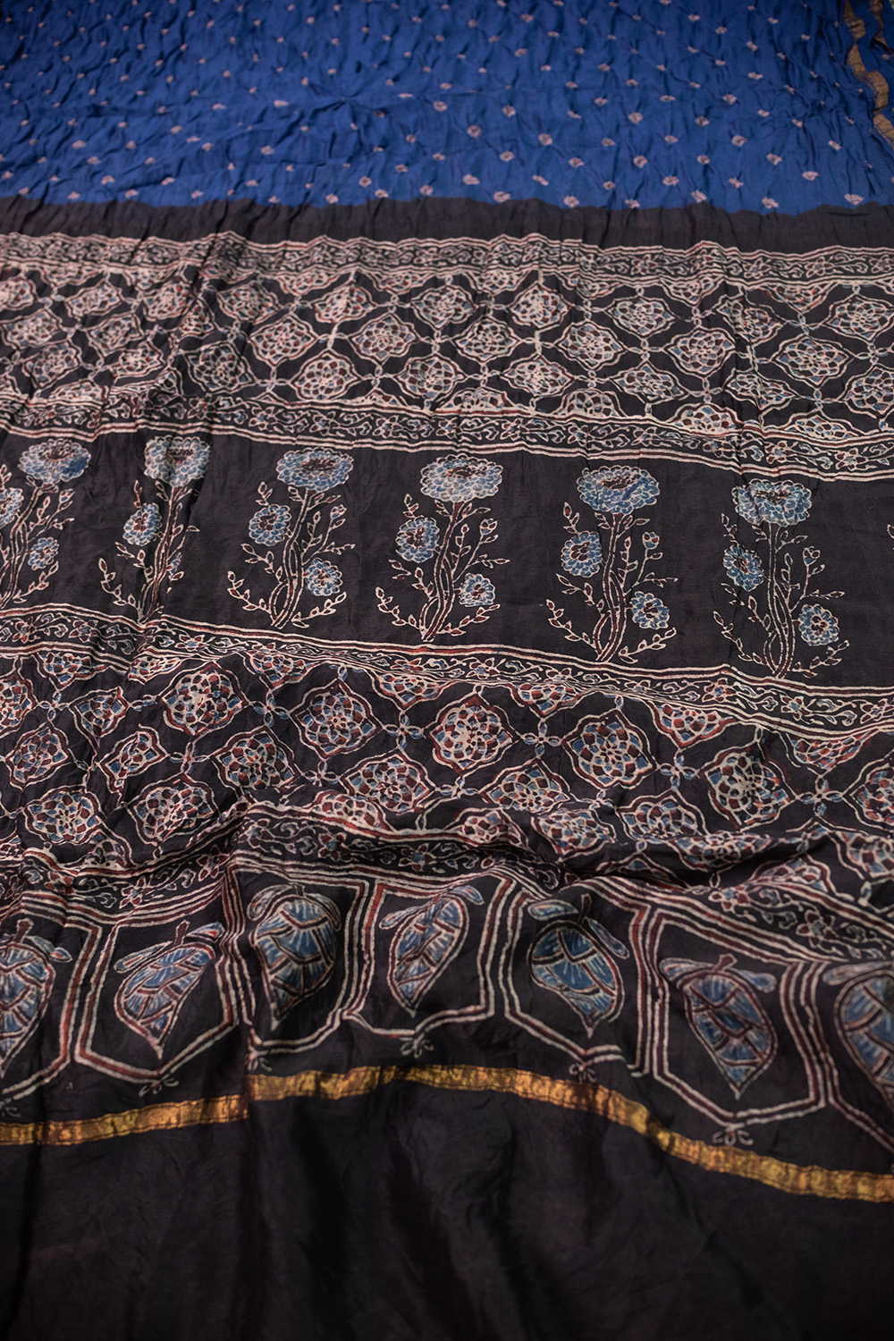 Blue with Zari Border Bandhani Ajrak Silk Cotton Saree - Image 3