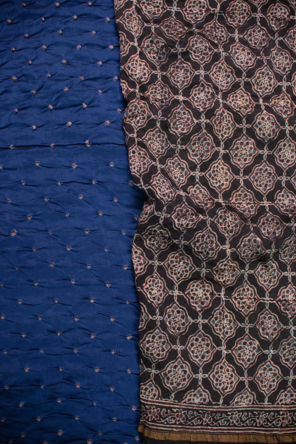 Blue with Zari Border Bandhani Ajrak Silk Cotton Saree - Image 4