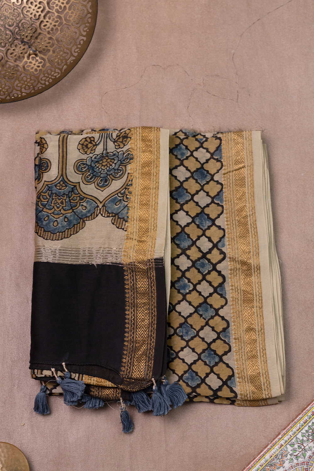 Intricate Pattern Ajrak Maheshwari Top & Dupatta - Image 2