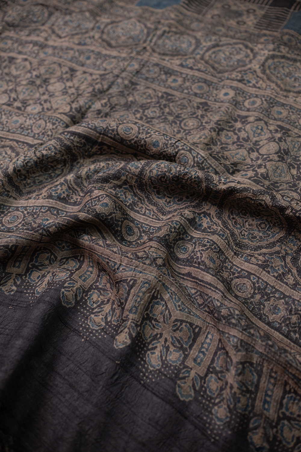 Patterned Design Ajrak Desi Tussar Silk saree - Image 3