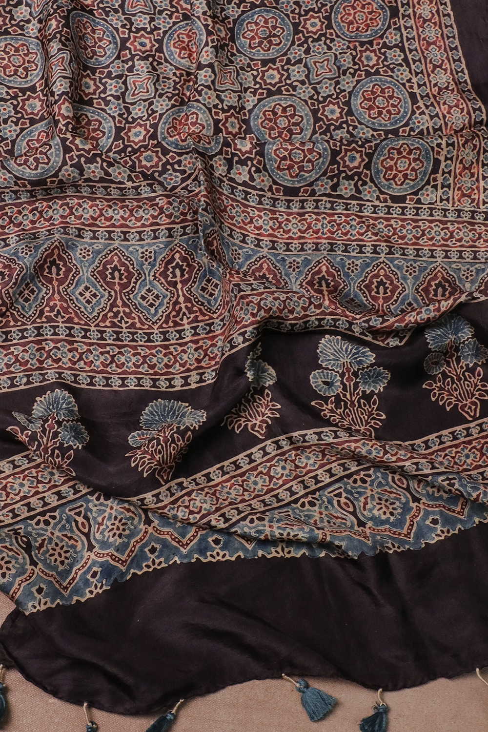 Intricate Design - Black Ajrak Silk Stole - Image 3