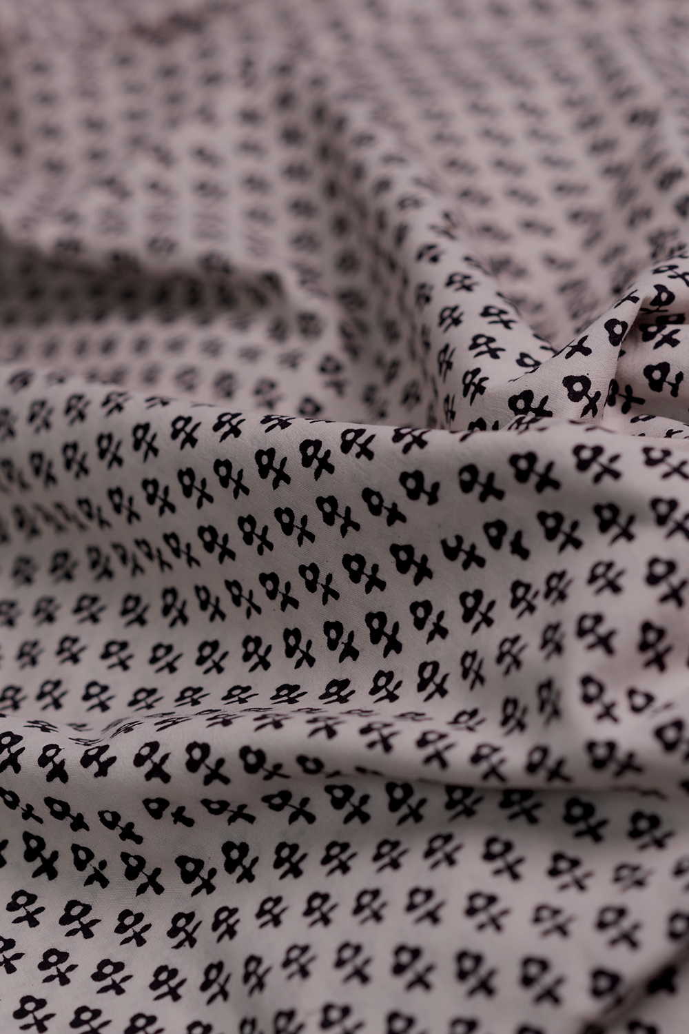 Cream With Tiny Motif Bagh Cotton Fabric - Image 3