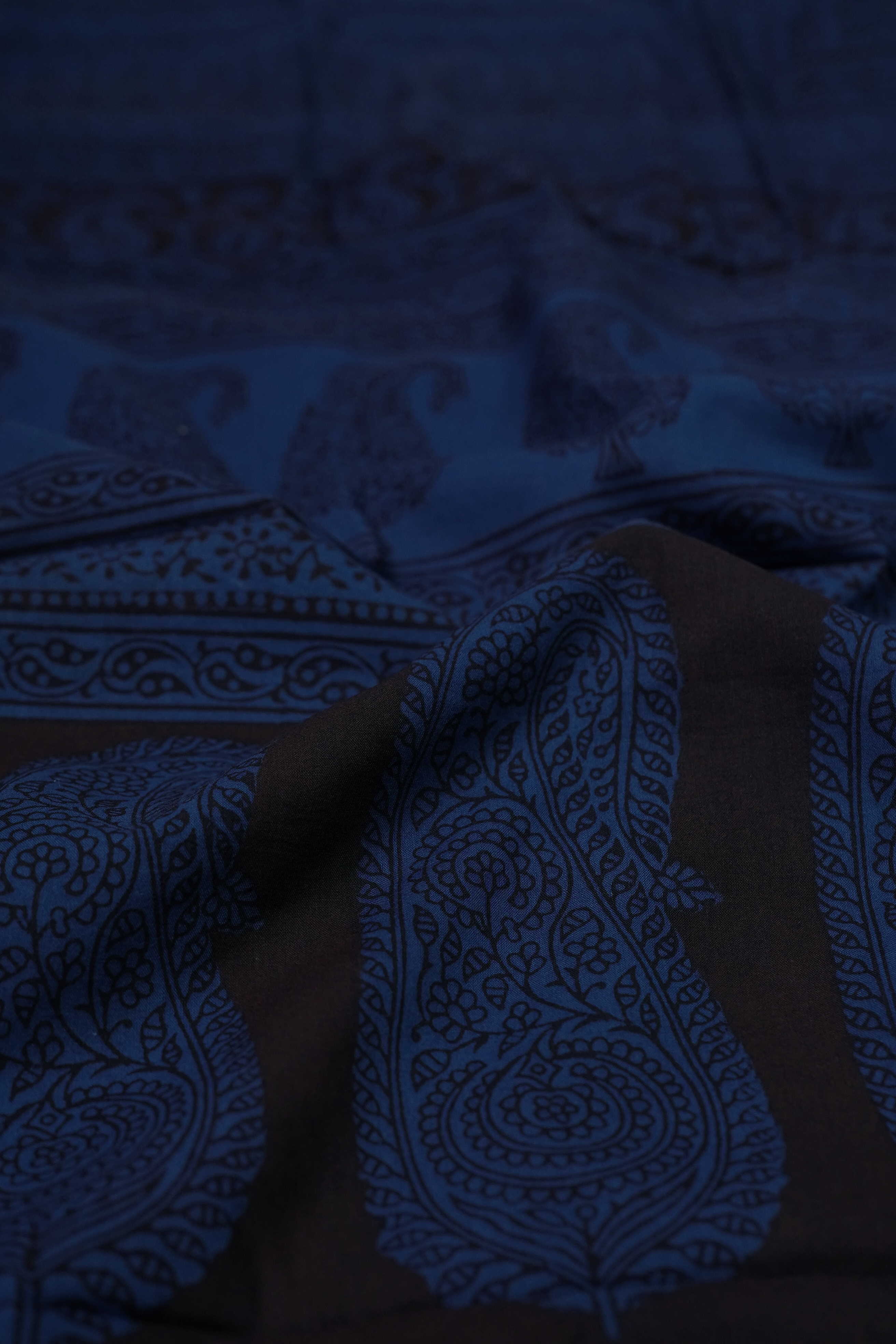 Patterned on Blue Bagh Cotton saree - Image 3