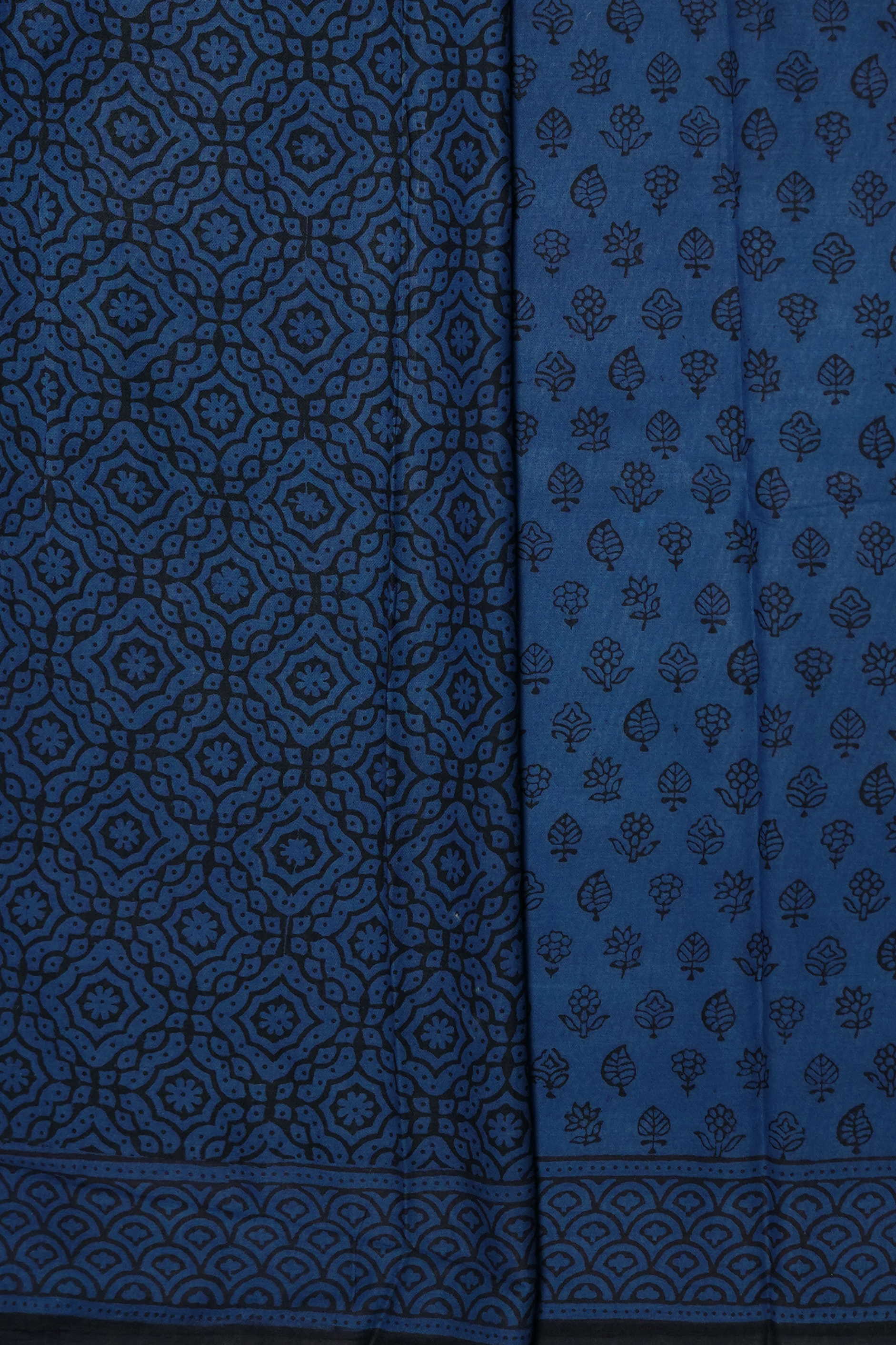 Florets on Blue Bagh Cotton saree - Image 4