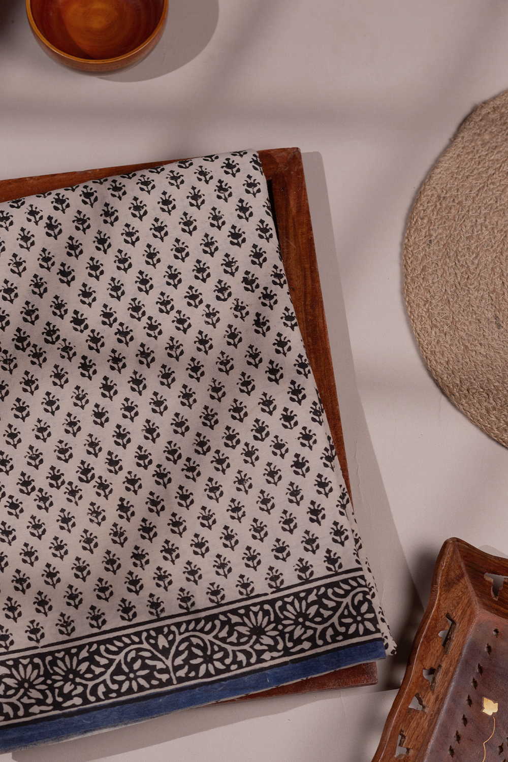 Little Motifs - Cream Bagru Mul Cotton saree