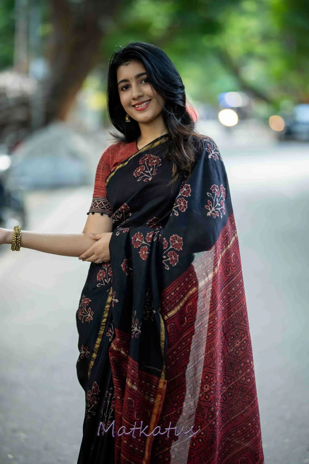 Tri Floral on Black Block Printed Chanderi saree - Image 2