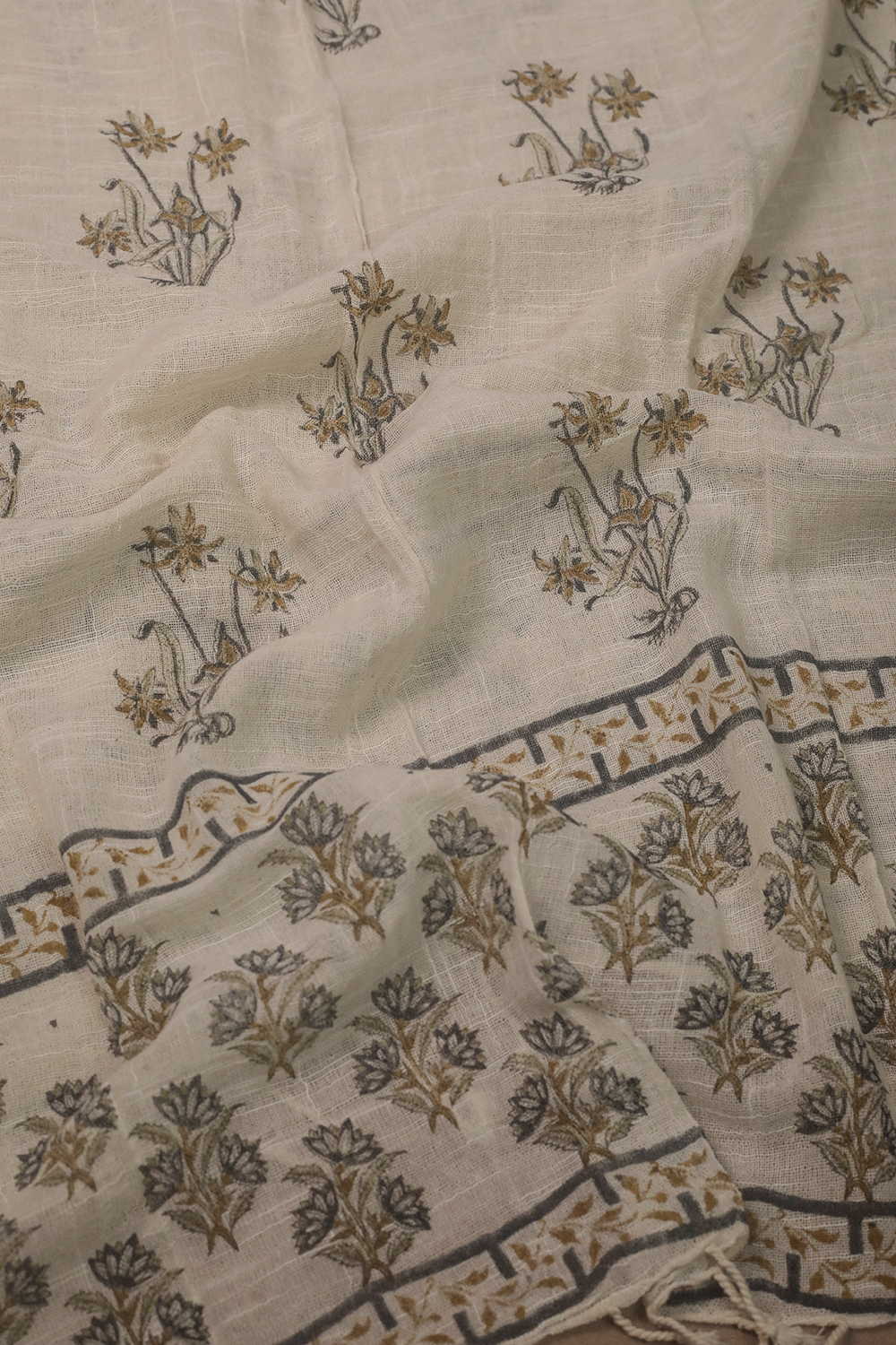 Ivory Bloom Trail Block Printed Slub Cotton Stole - Image 2