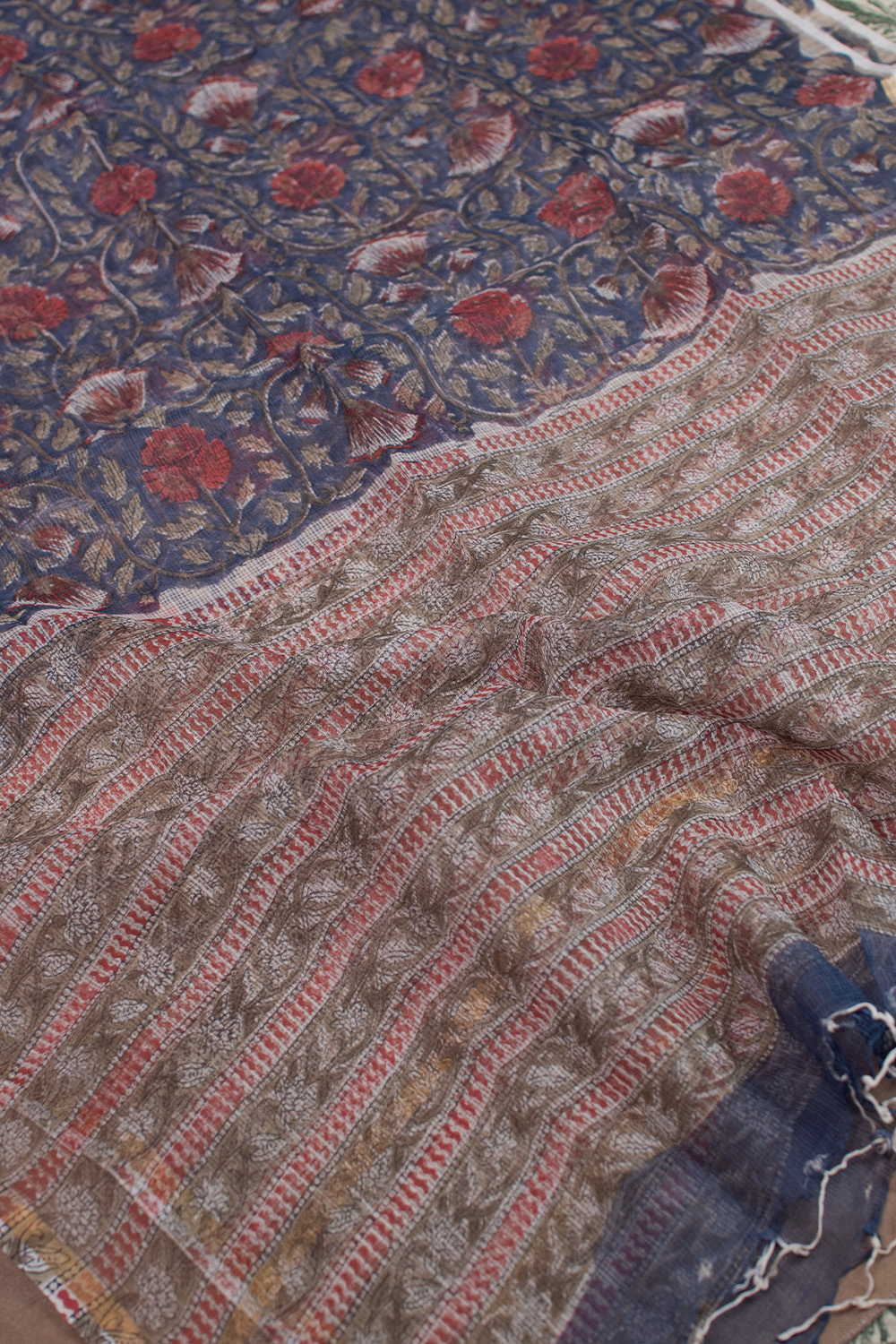 Ditzy Floral Block Printed Kota Cotton Dupatta - Image 2