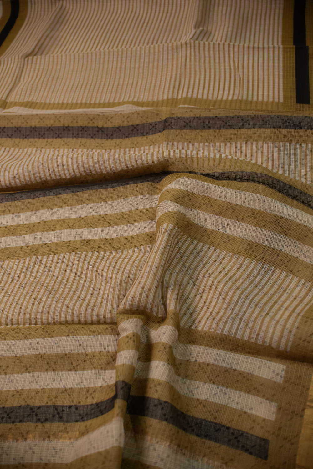 Shade of Green Block Printed Kota Cotton saree - Image 3