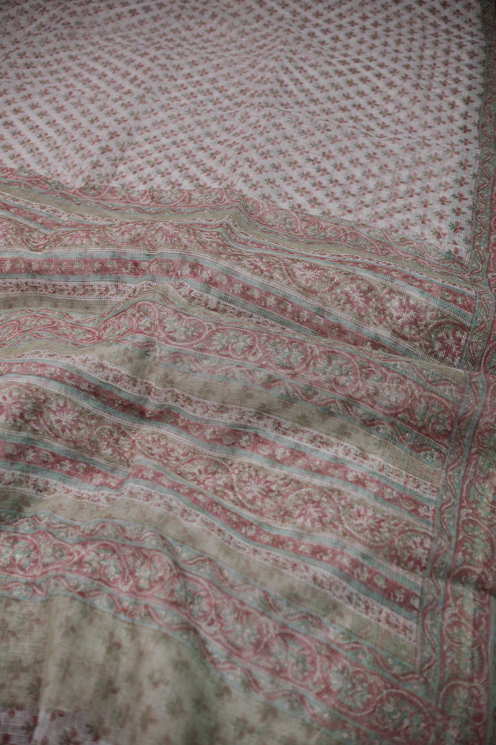 Little Florets on Cream Block Printed Kota Cotton saree - Image 3