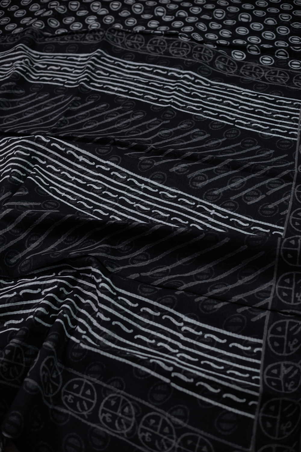 Circle Pattern on Black Block Printed Kota Cotton saree - Image 3