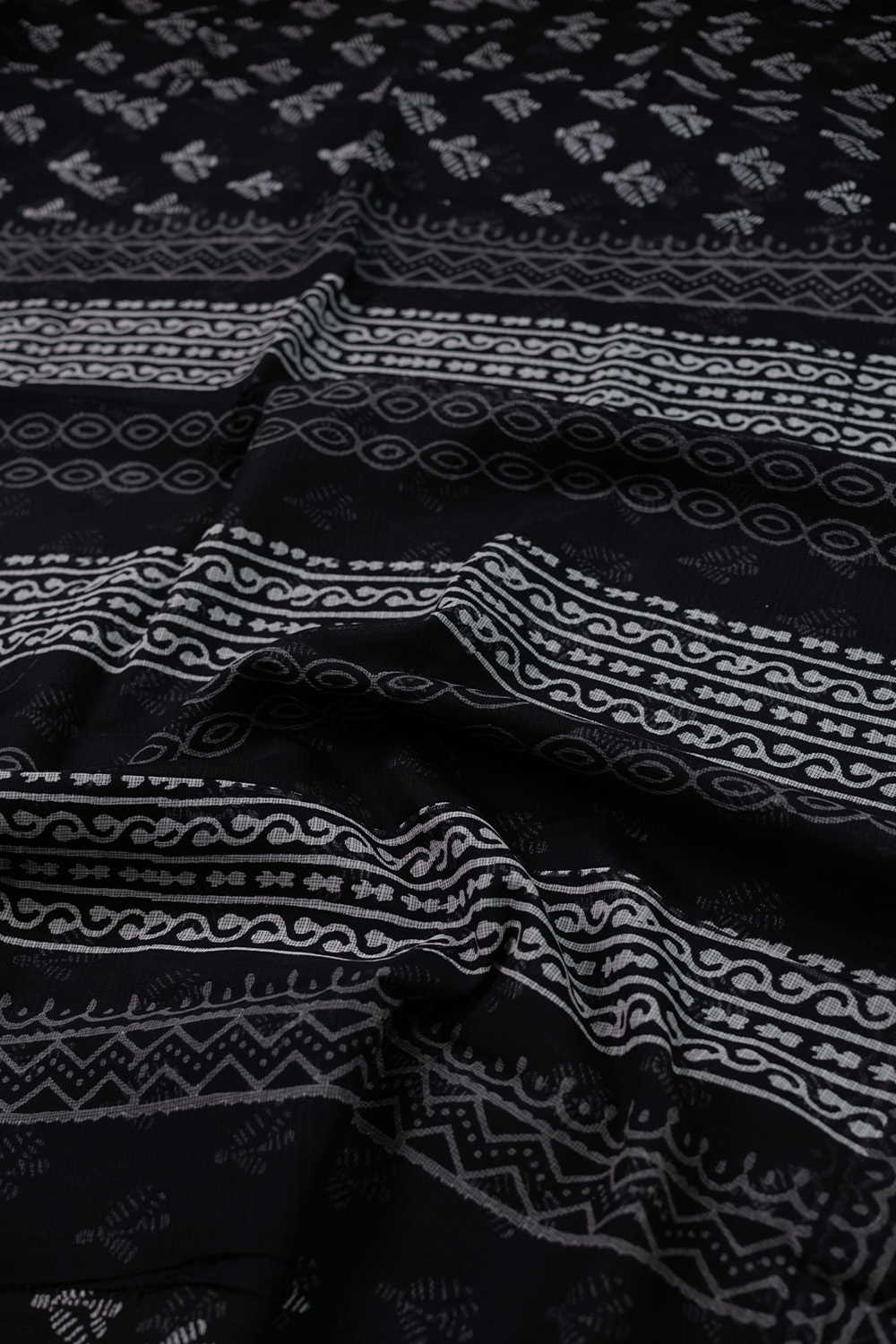 Pitch Black Block Printed Kota Cotton saree - Image 3