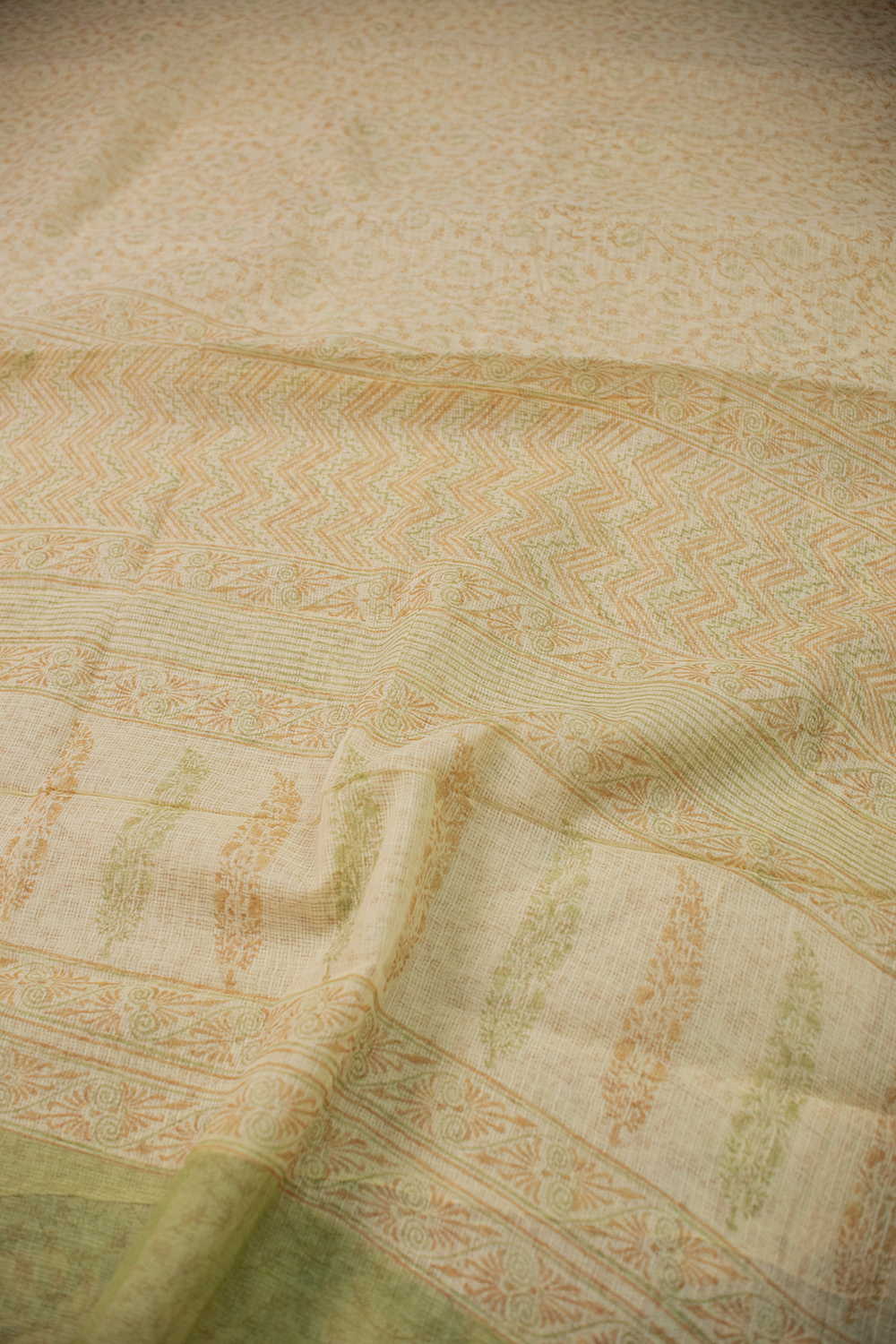 Tendrils in Yellow Block Printed Kota Cotton saree - Image 3