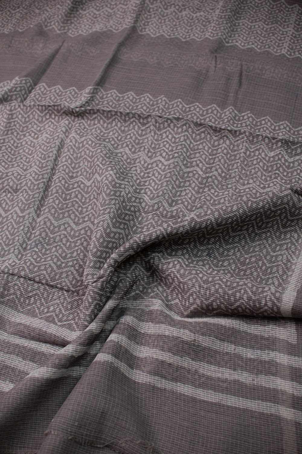 Irregular Grey Block Printed Kota Cotton saree - Image 3