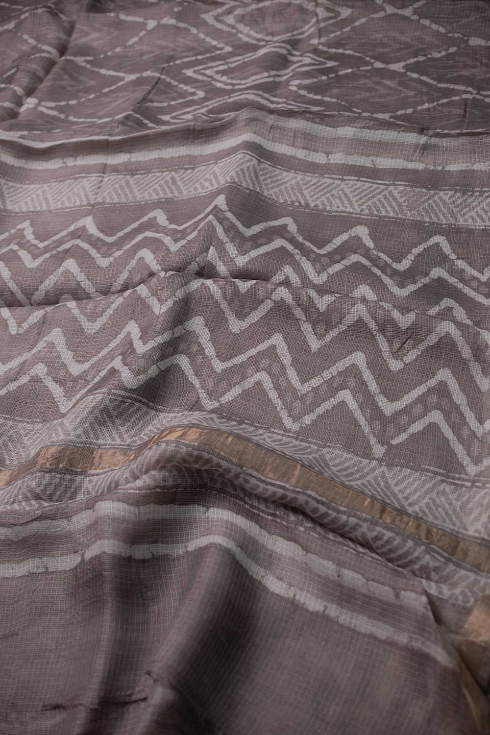 Light Grey Block Printed Kota Silk saree - Image 3