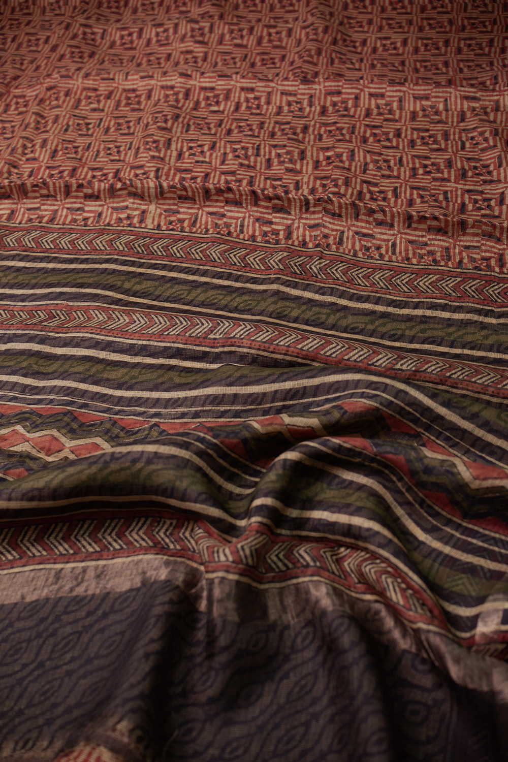 Maroon with Pattern Block Printed Kota Silk saree - Image 3