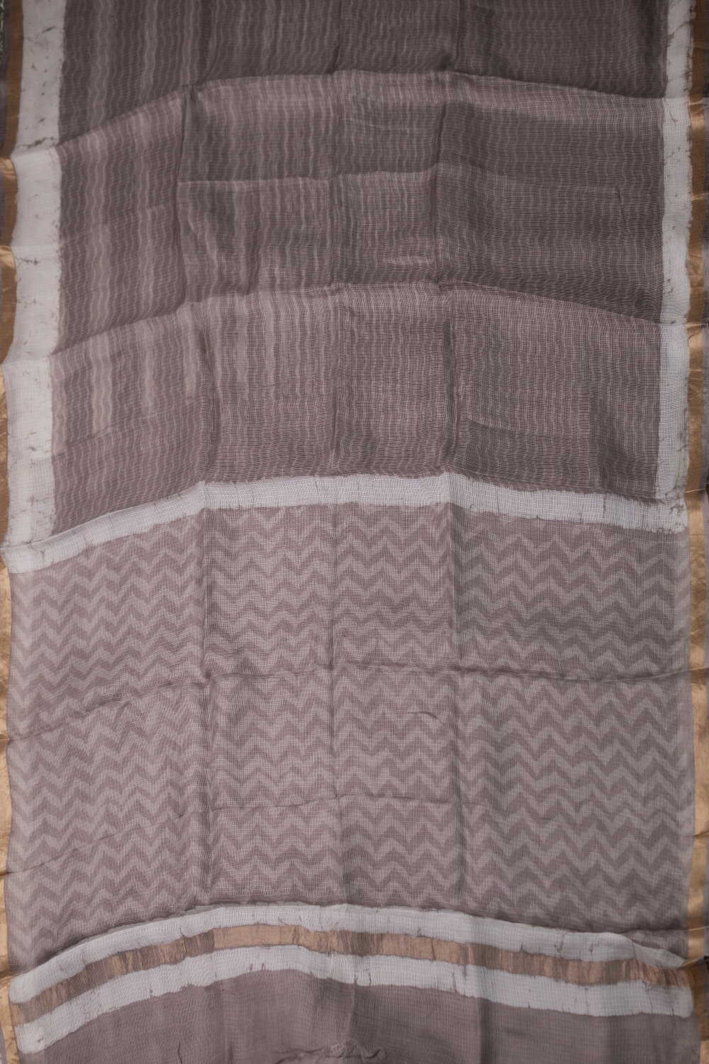 Light Grey Block Printed Kota Silk saree - Image 2