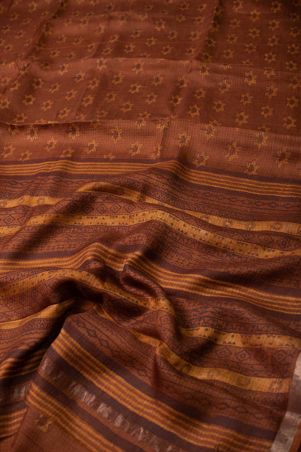 Lotus - Butta Block Printed Kota Silk saree - Image 3