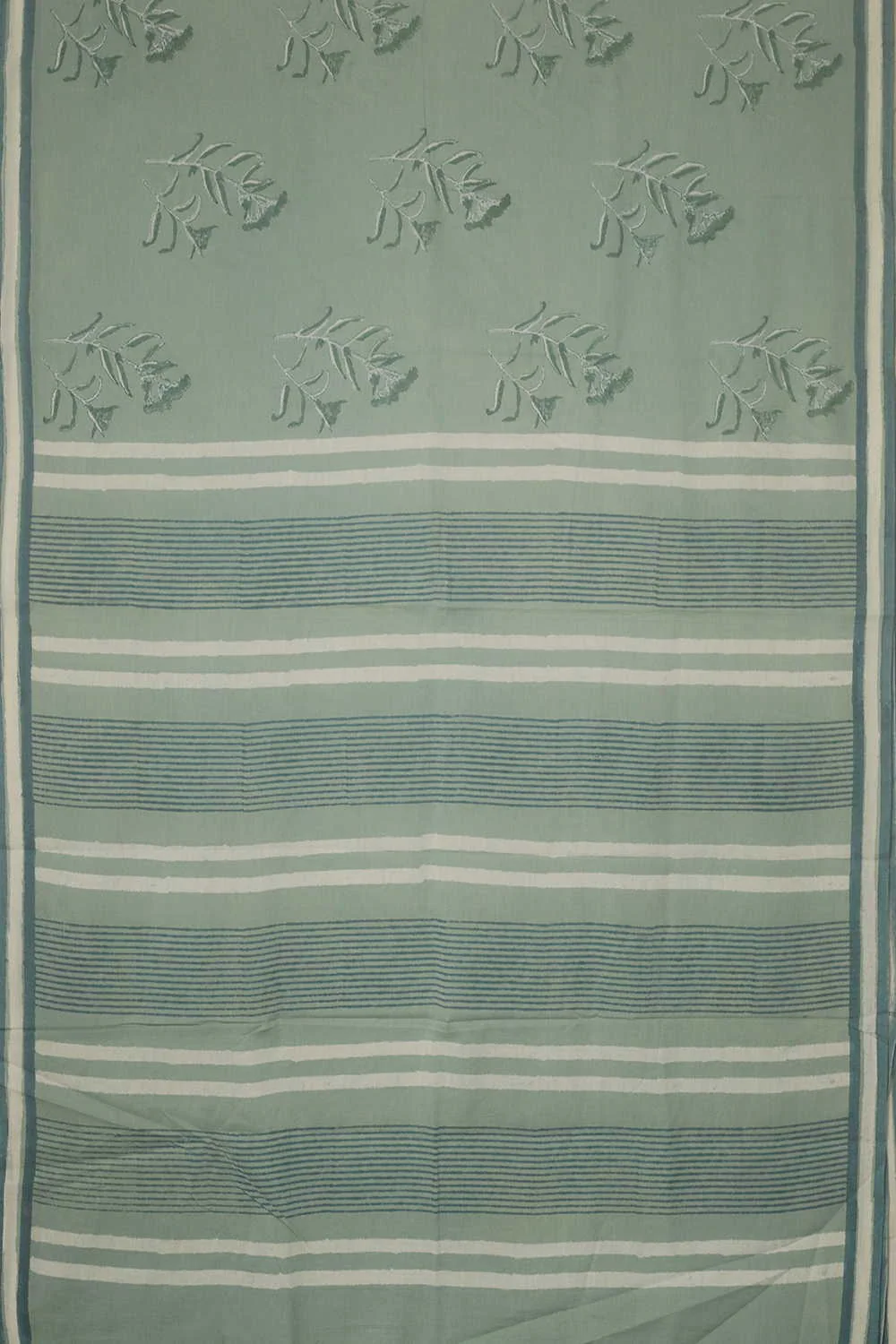 Leaf Butta - Green Block Printed Mul Cotton saree - Image 2
