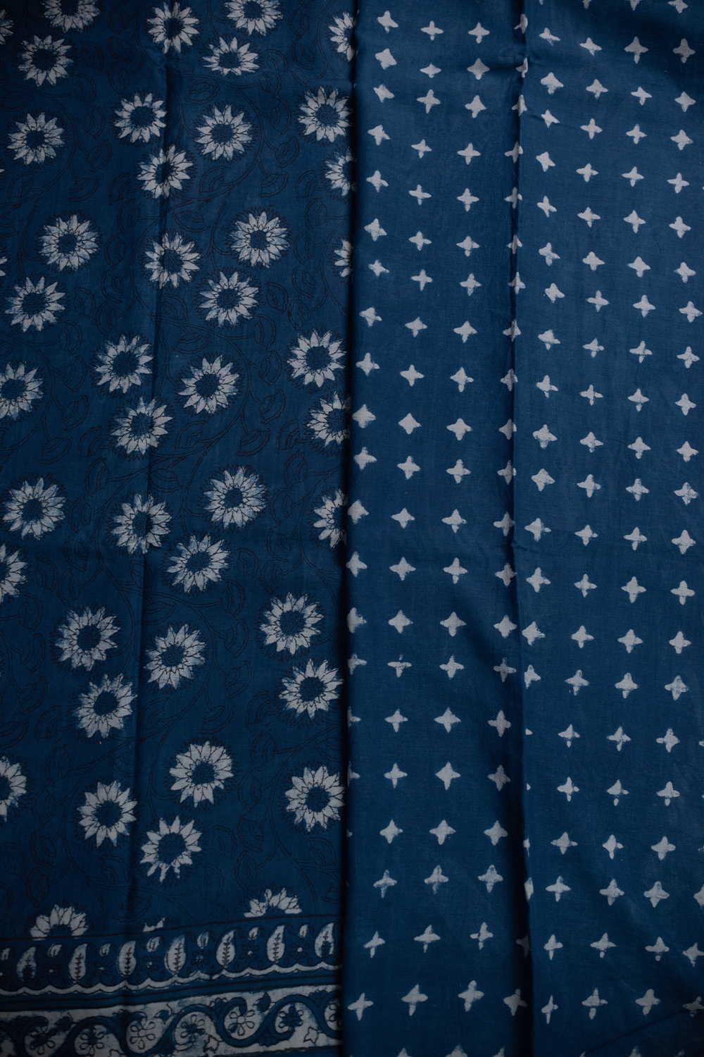 Floral Garden - Indigo Block Printed Mul Cotton saree - Image 4