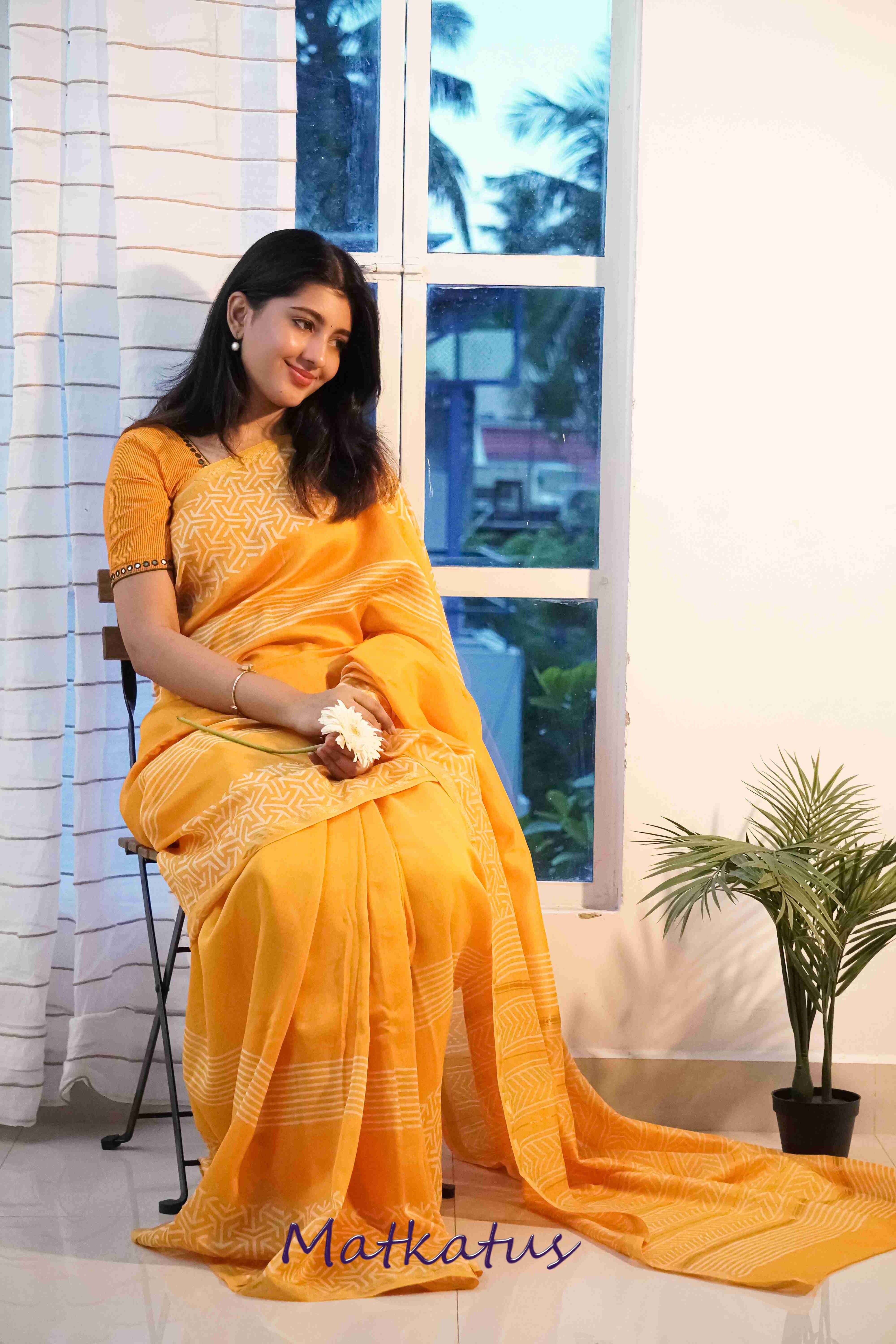 Yellowish Orange Block Printed Silk Cotton saree - Image 5