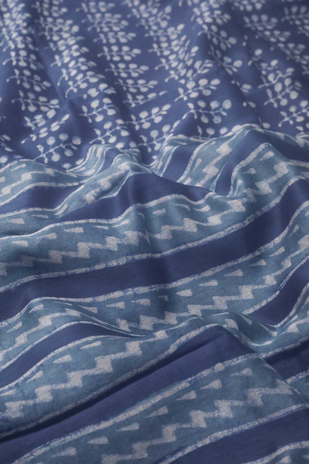 Indigo Block Printed Silk Cotton saree - Image 3