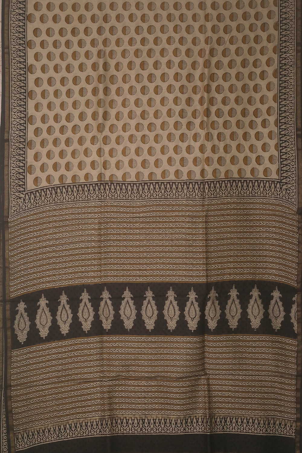 Cream - Block Printed Silk Cotton saree - Image 2