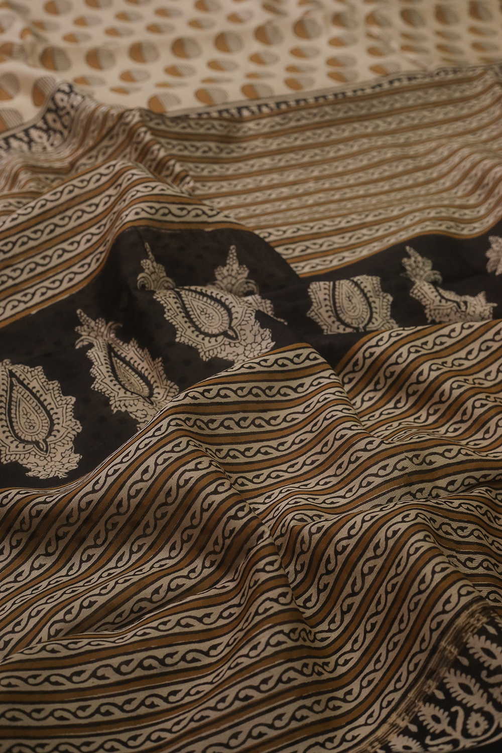 Cream - Block Printed Silk Cotton saree - Image 3