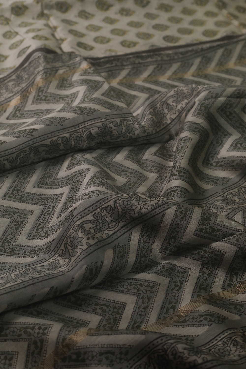 Pastel Green Block Printed Silk Cotton saree - Image 3
