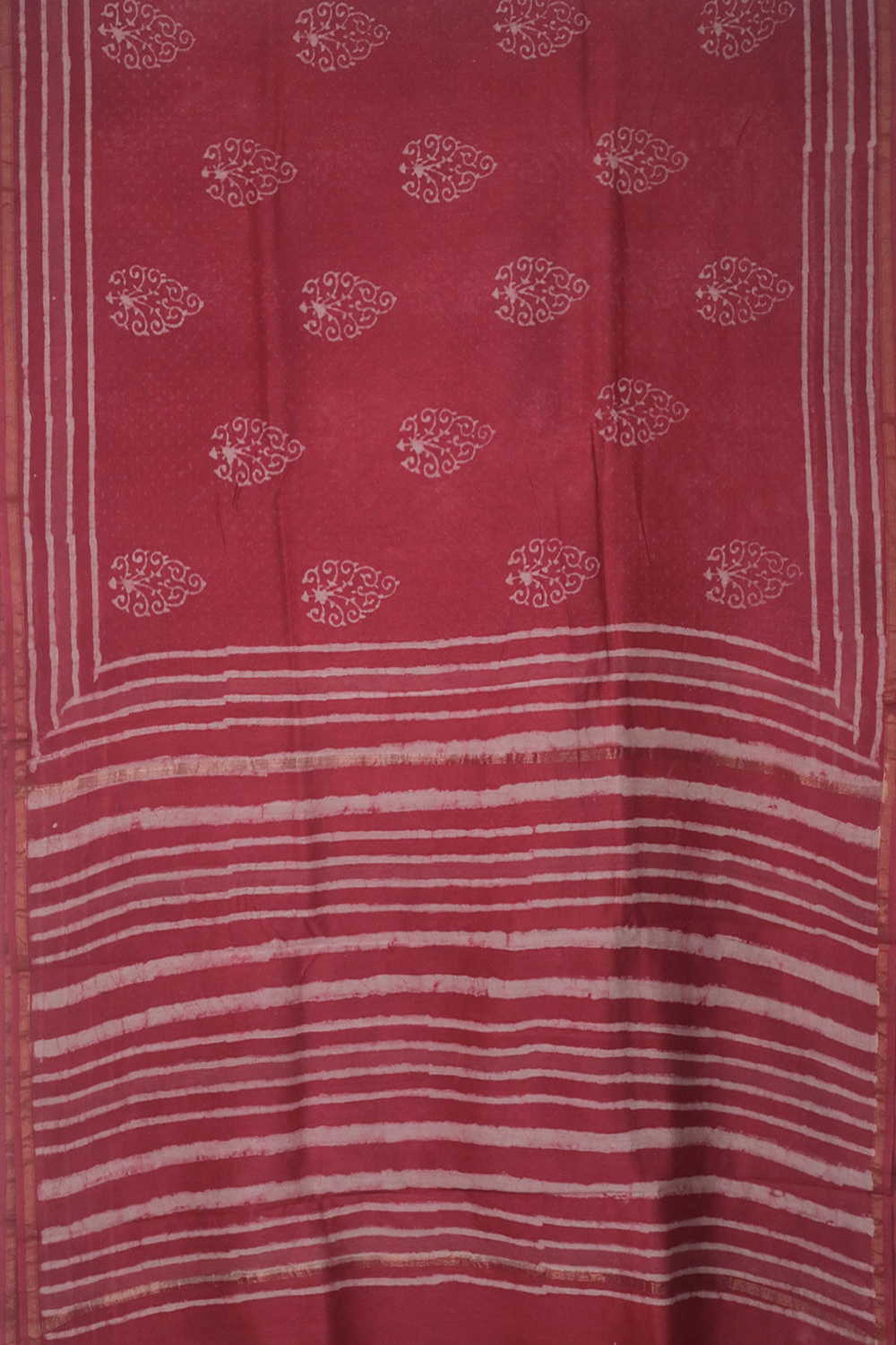 Dark Pink Block Printed Silk Cotton saree - Image 2