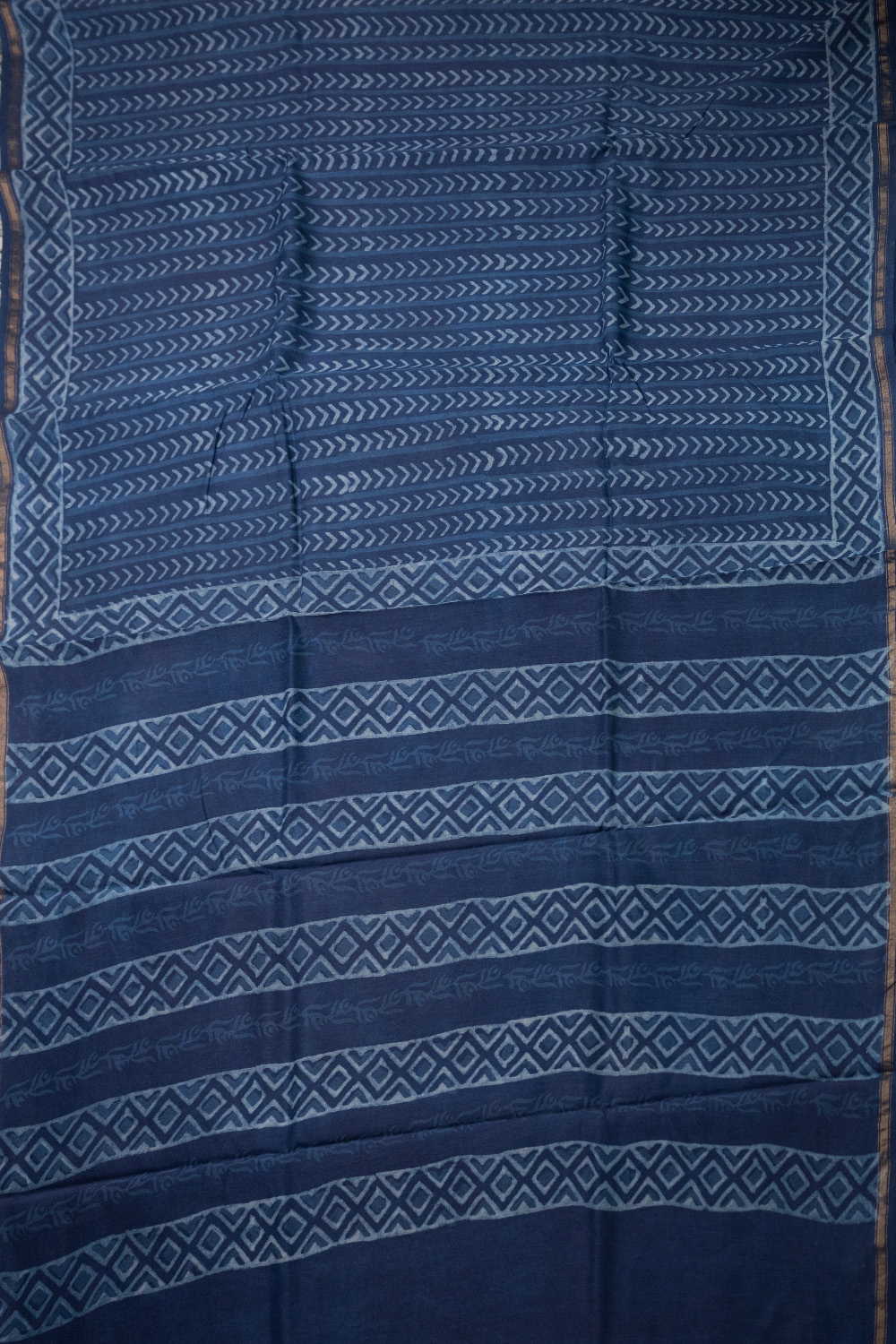 Arrow Pattern Block Printed Chanderi Silk Cotton saree - Image 2
