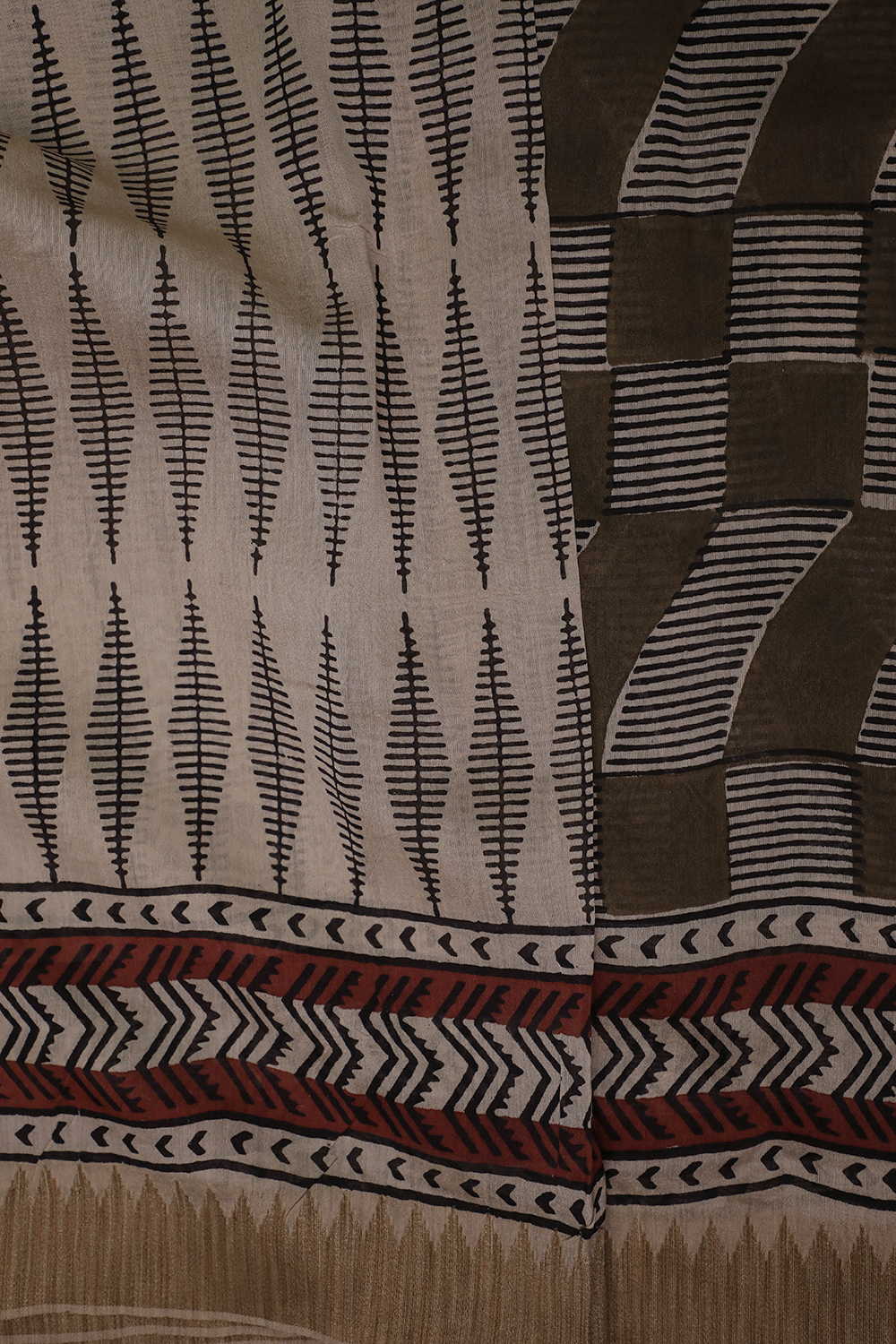 Faded Green Block Printed Chanderi Silk Cotton saree - Image 4