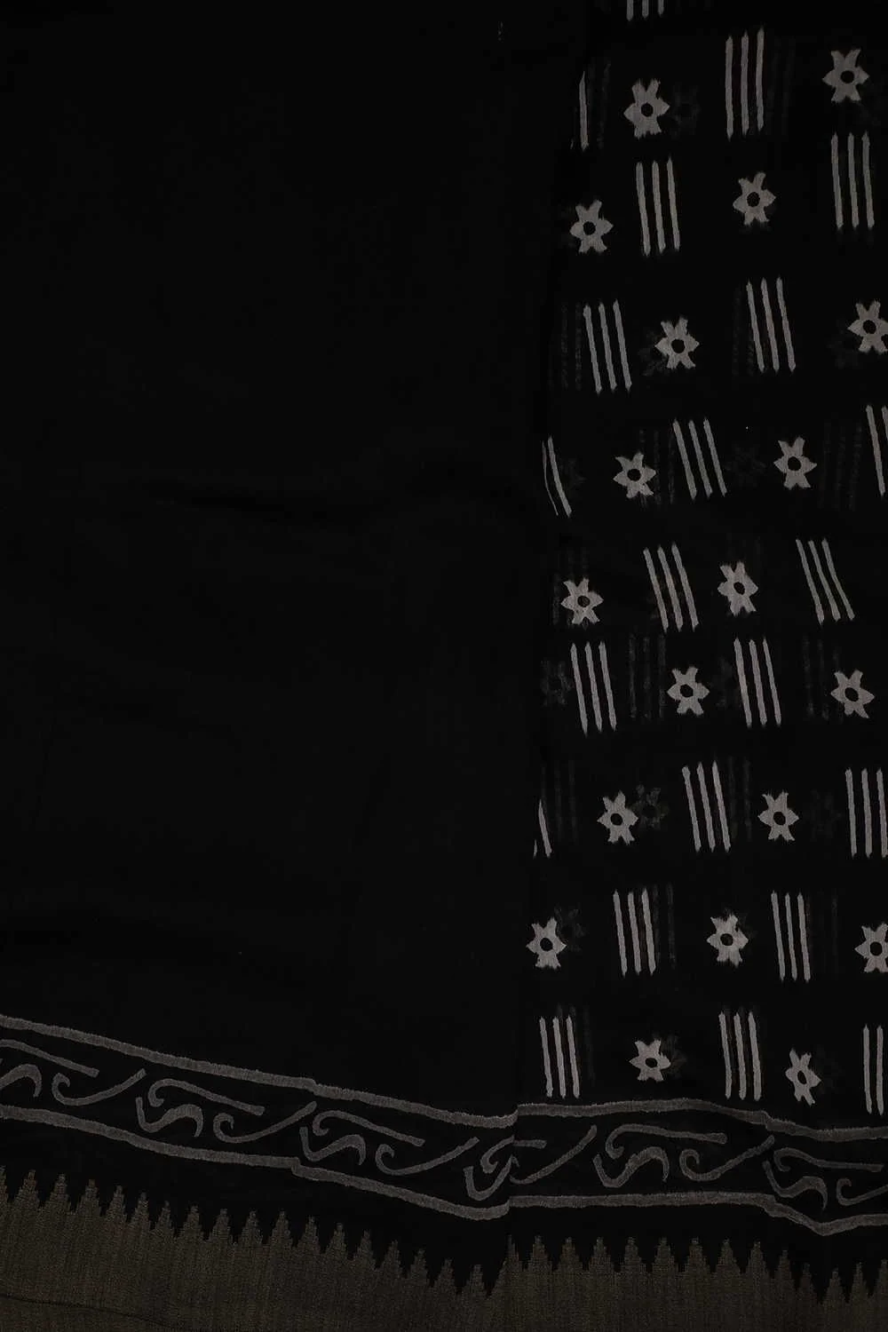 Pitch Black Block Printed Chanderi Silk Cotton saree - Image 4