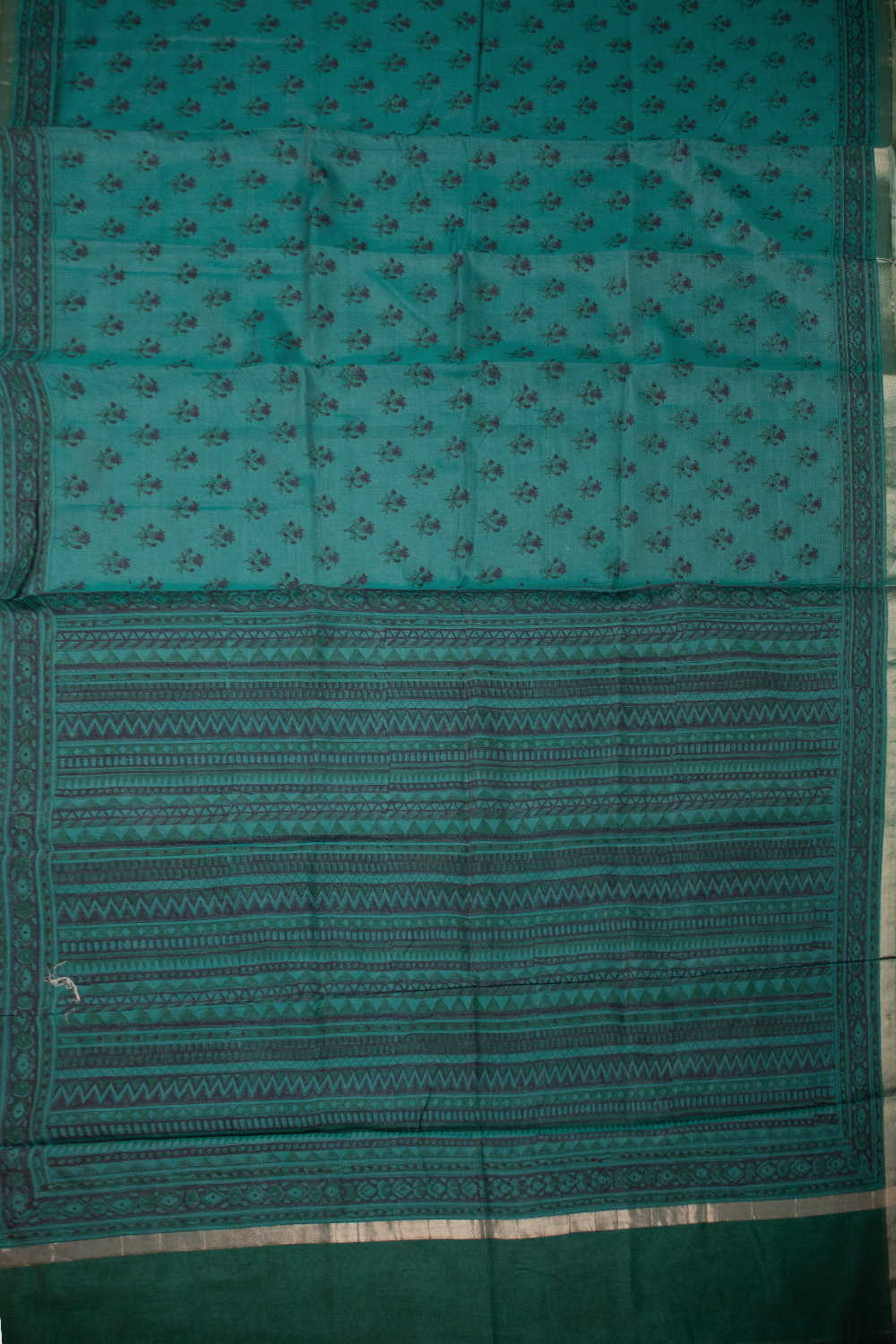 Green with Zari Border Block Printed Silk Cotton saree - Image 2