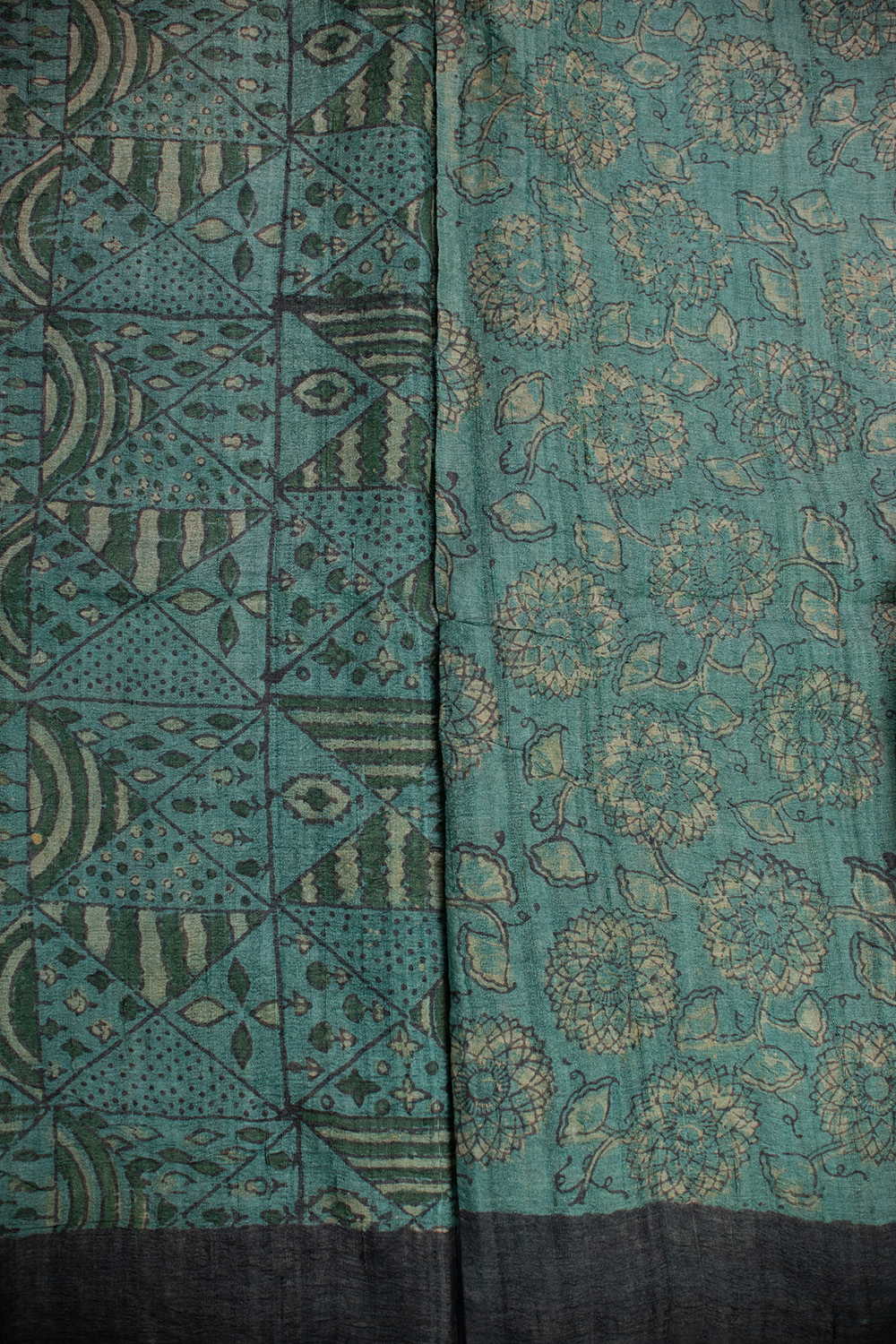 Geometric Pattern - Green Block Printed Tussar saree - Image 4