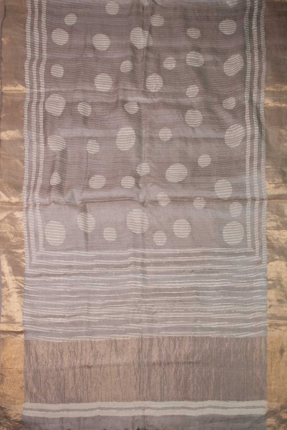 Creamy Grey Block Printed Tussar saree - Image 2