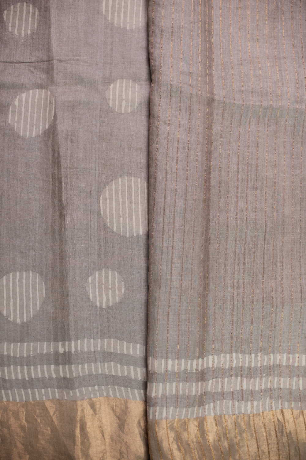 Creamy Grey Block Printed Tussar saree - Image 4