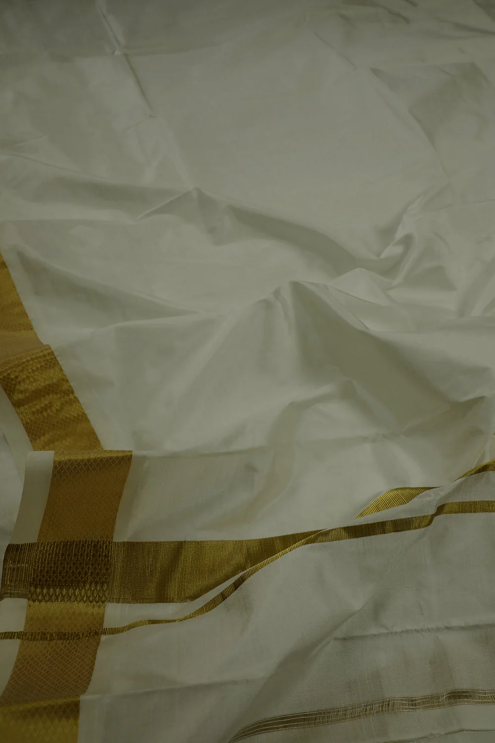 Off White Pure Silk Handwoven Dhoti - Image 3