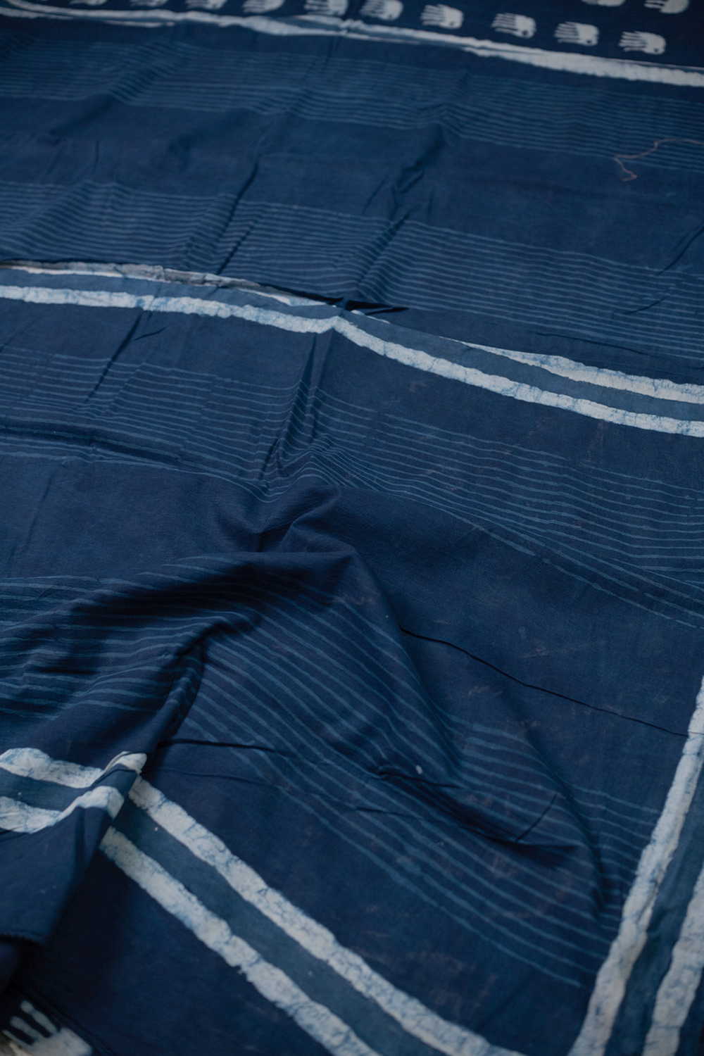 Indigo with Elephant Motifs Dabu Mul Cotton saree - Image 3