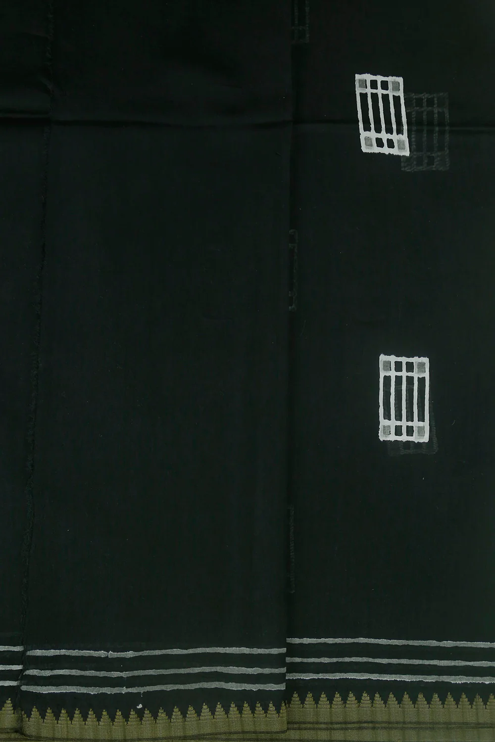 Black with Butta Ghicha Border Chanderi Saree - Image 4