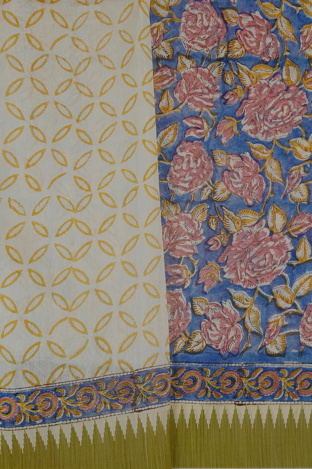 Roses on Blue Ghicha Border Chanderi Saree - Image 4