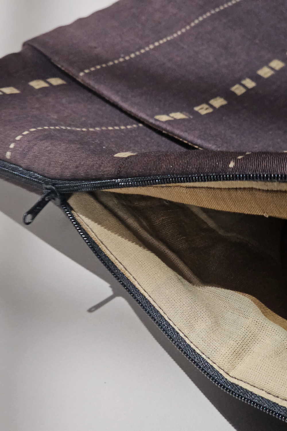 Handwoven Cotton Laptop Sleeve Cover – 15 x 11.5 Inches - Image 4