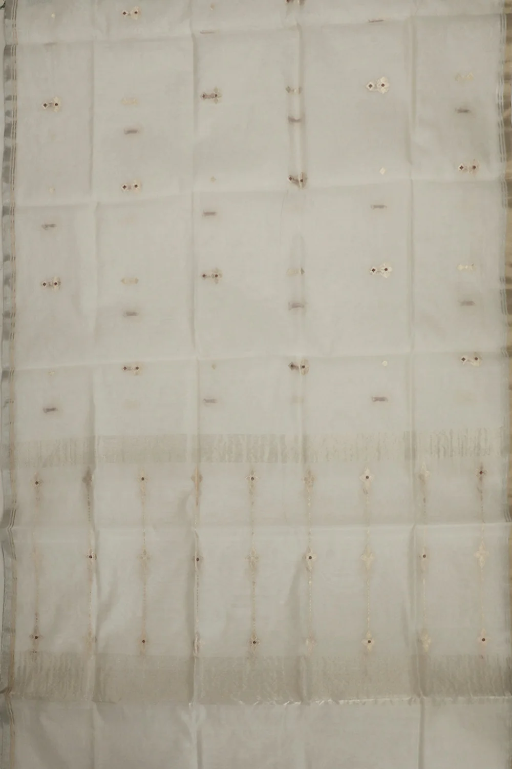 Butta's on Cream Handwoven Chanderi Dupatta - Image 3