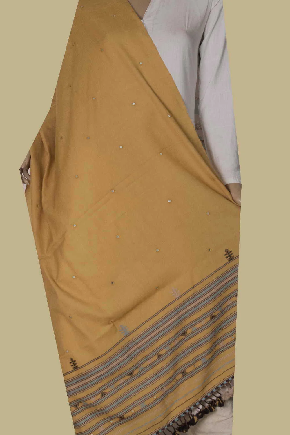 Hand Embroidered Mirror Work Bhujodi Woolen Dupatta