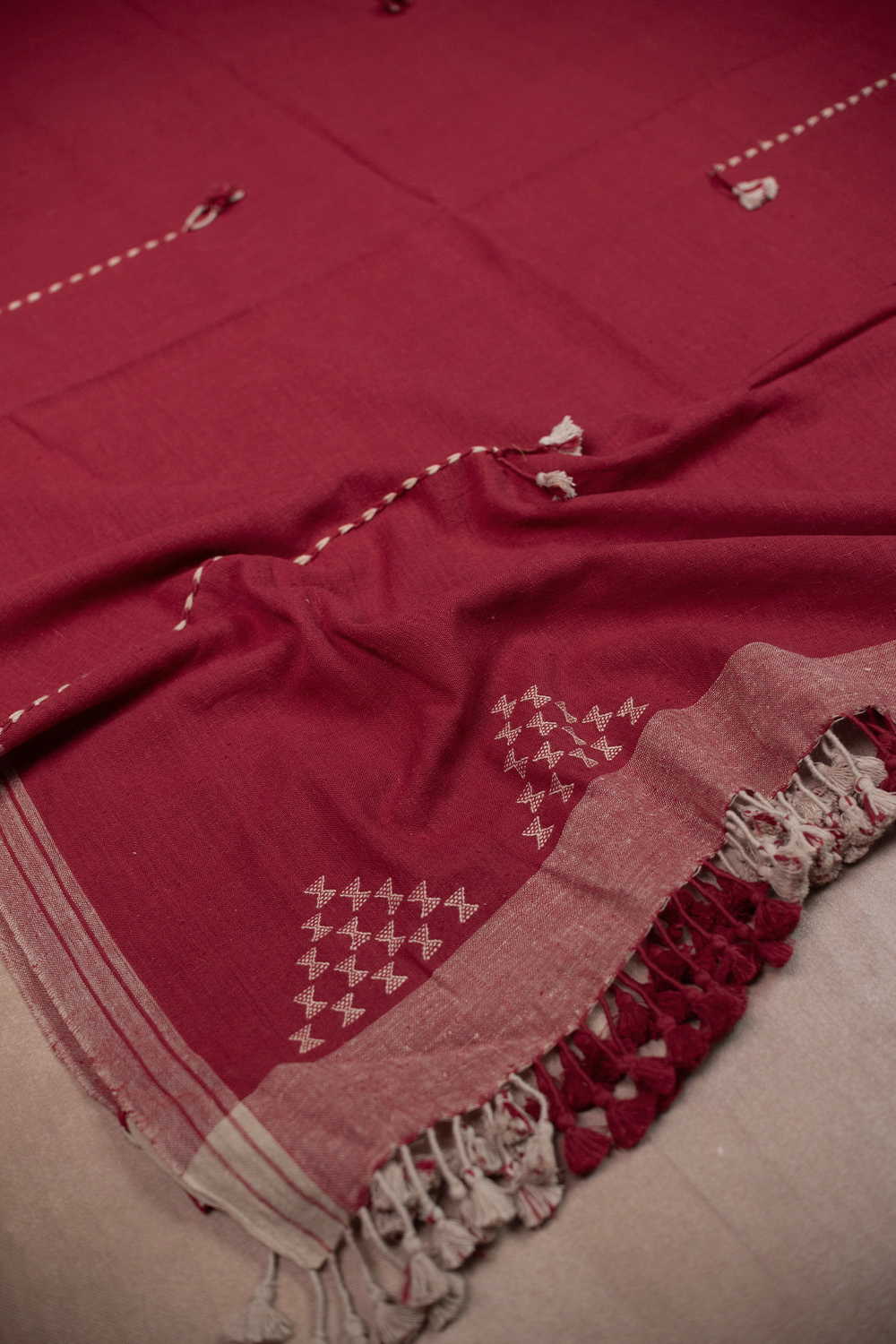 Maroon Bhujodi Cotton Dupatta - Image 2