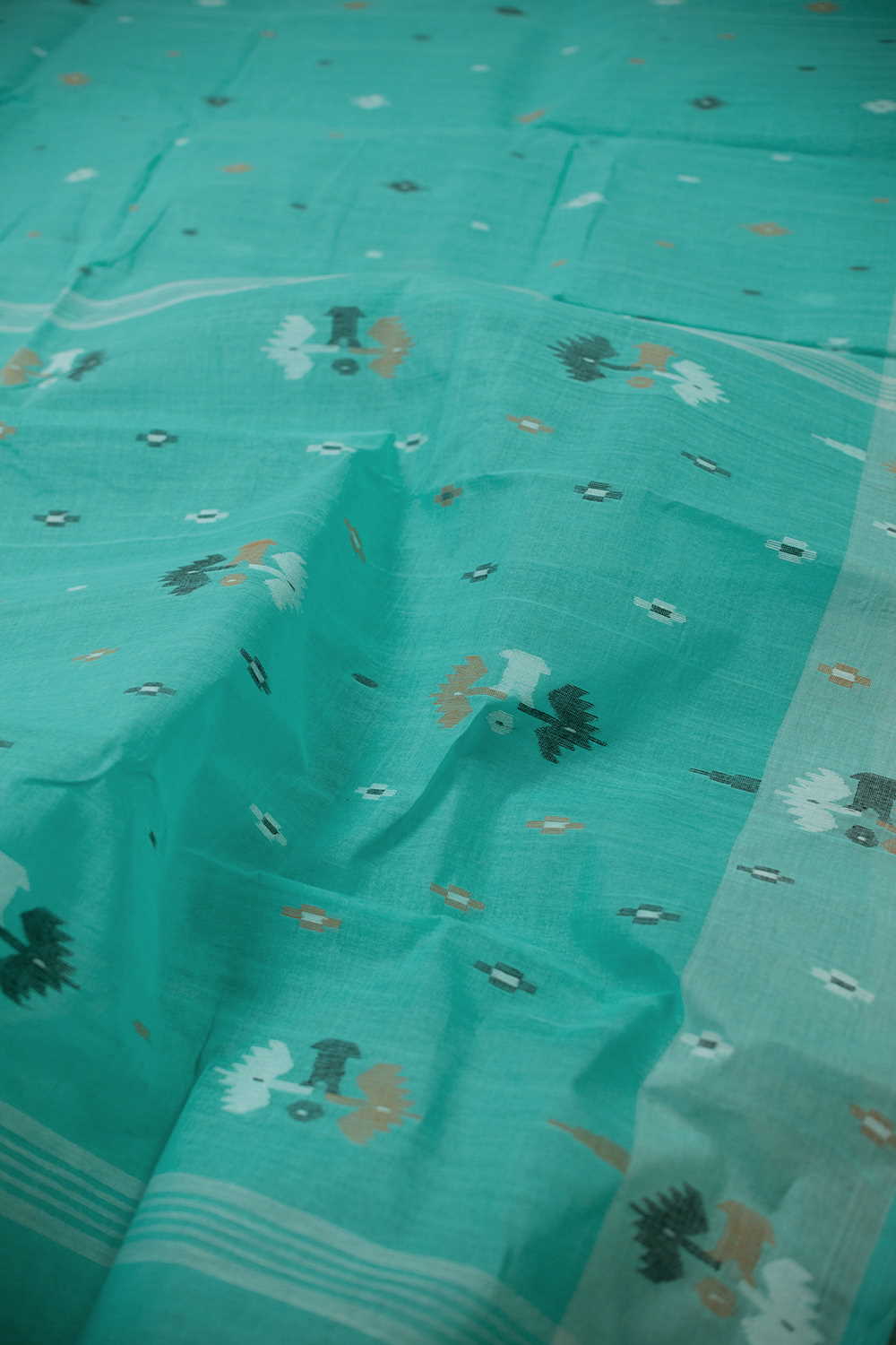 Dark Green Bengal Handwoven Cotton saree - Image 3