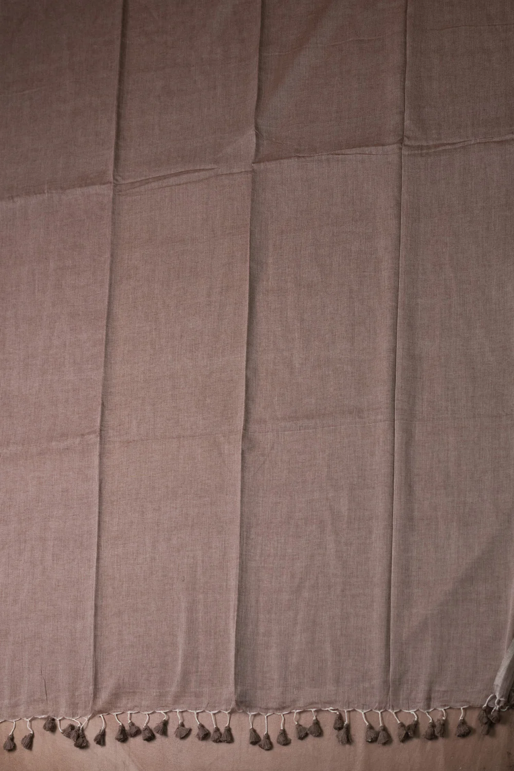Creamy Brown Handwoven Mul Cotton saree - Image 2